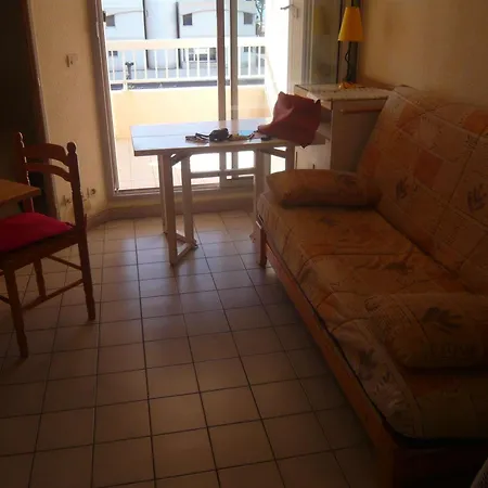 2 Pieces Familial Avec Parking Au Grau-du-roi - Fr-1-731-118 * 勒格罗-迪鲁瓦