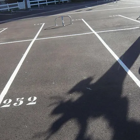 2 Pieces Familial Avec Parking Au Grau-du-roi - Fr-1-731-118 Le Grau-du-Roi